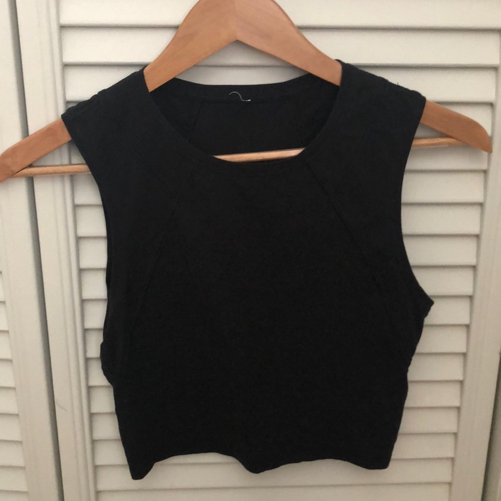 Lululemon fitted crop